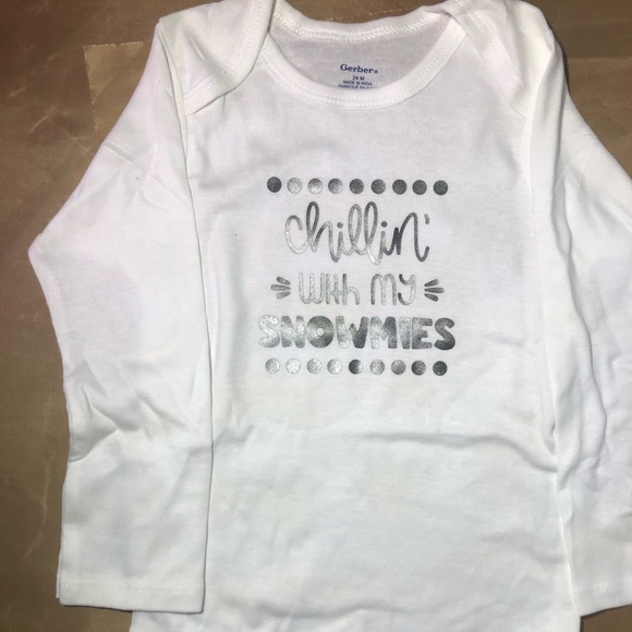 ***CHILLIN’ WITH MY SNOWMIES*** GERBER Baby - Picture 2 of 4